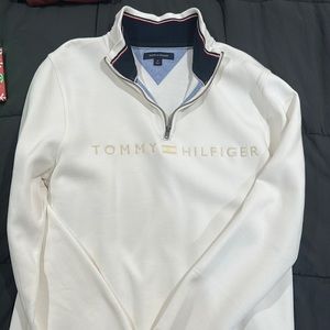 Men’s Tommy Hilfiger men’s half zip size M worn once